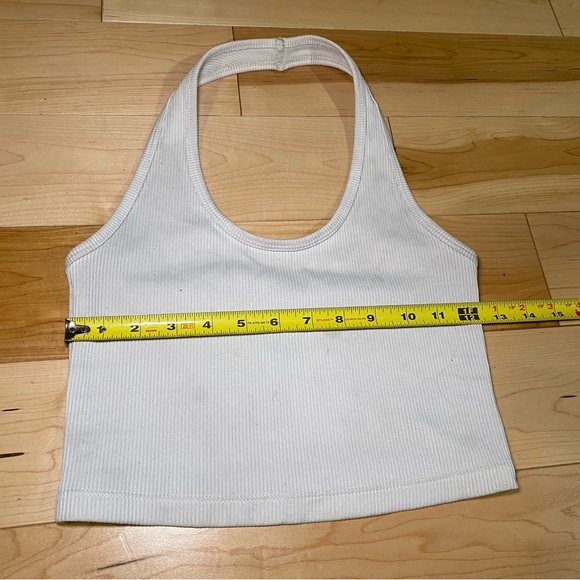 🤍 White Ribbed Halter Top - Picture 5 of 5